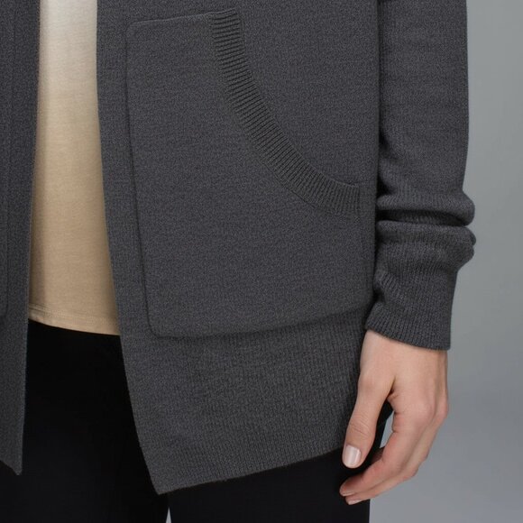 LULULLEMON DARK GREY CABIN YOGI WRAP CARDIGAN SIZE 6 - Picture 7 of 7